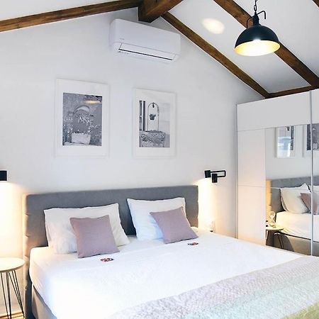 Apartment D & Studio L Dobrinj Ngoại thất bức ảnh