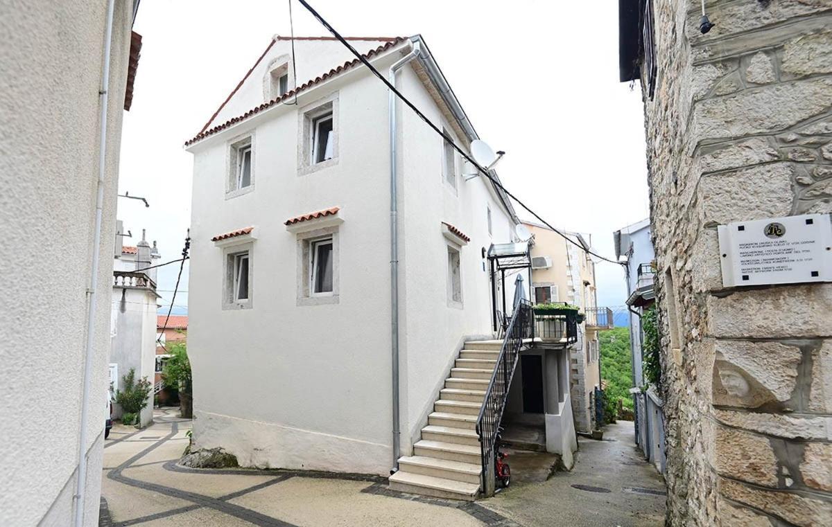 Apartment D & Studio L Dobrinj Ngoại thất bức ảnh