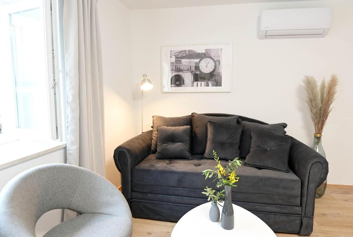 Apartment D & Studio L Dobrinj Ngoại thất bức ảnh